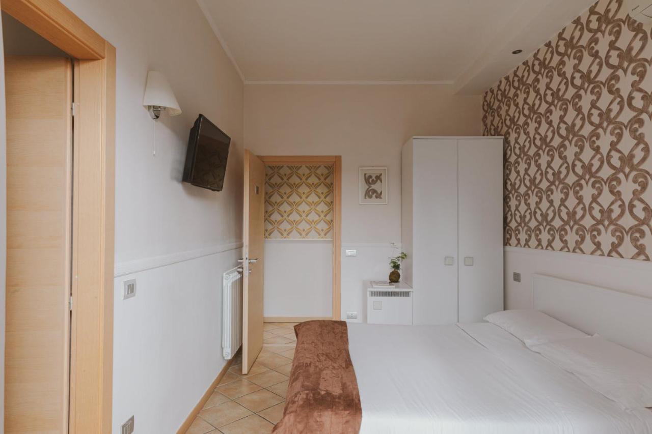 Residenza Il Giglio Guest house Rome