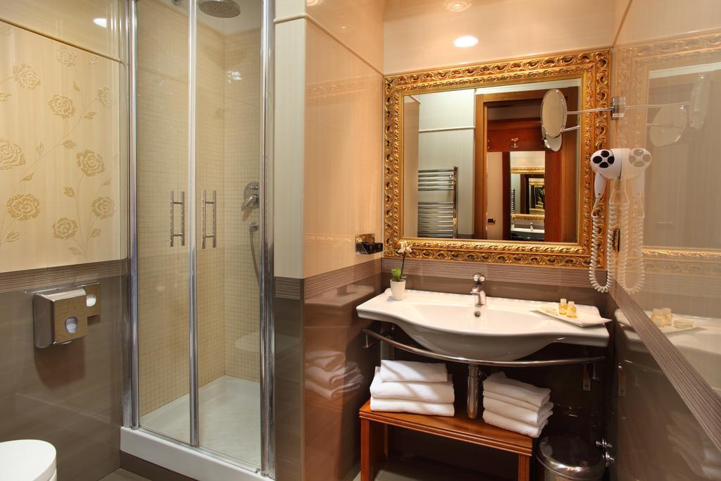 Serena Srl Hotel