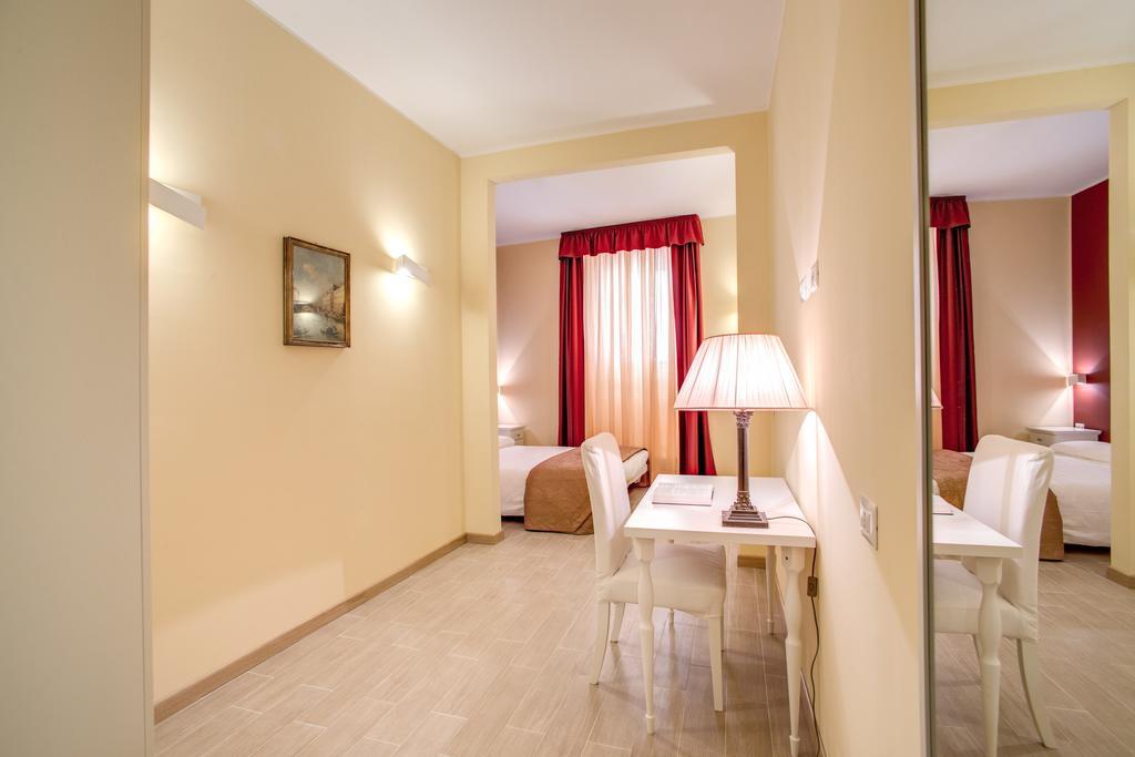 Floor Navona Guest house 2*