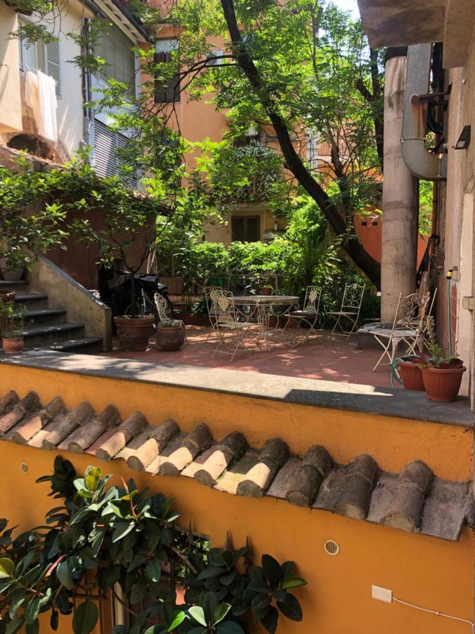 Apartment Pantheon, Campo De Fiori Mini Garden