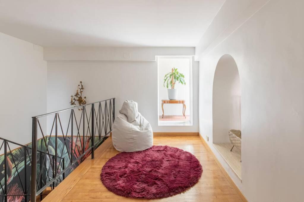 Iflat Colosseum Wide Apartment *