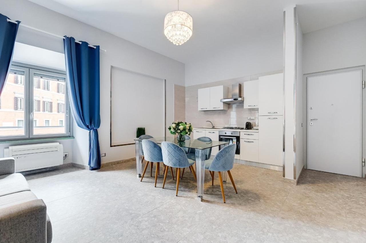 Appartamento Trevi Fountain - New! - Your Italian Holidays Roma