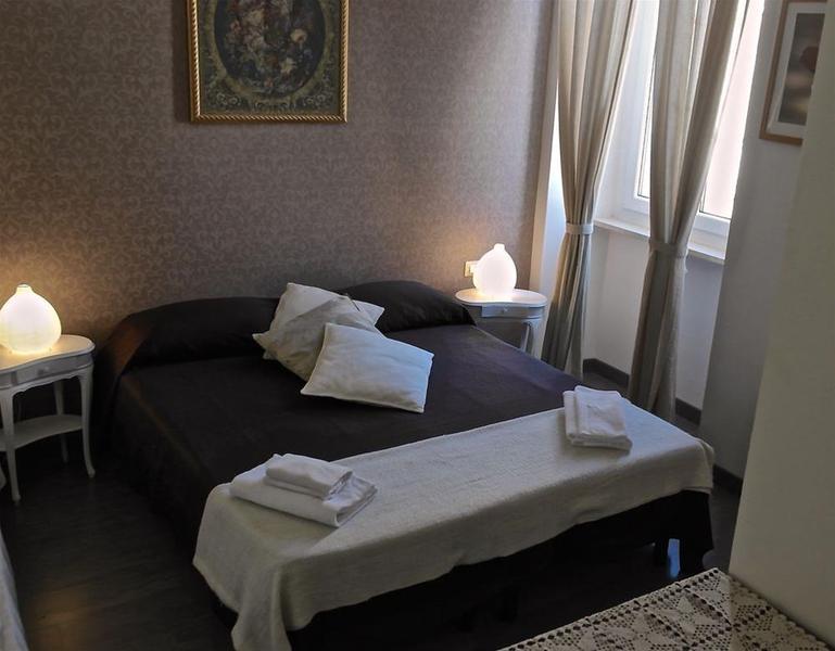Casa Vicenza 3* Rome