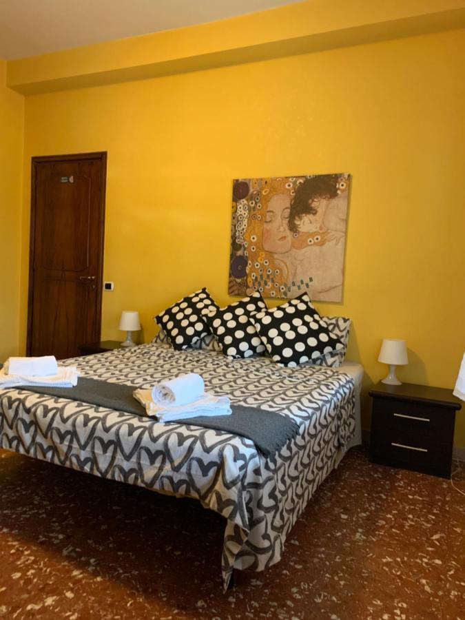 Bella - Ee Guest house *