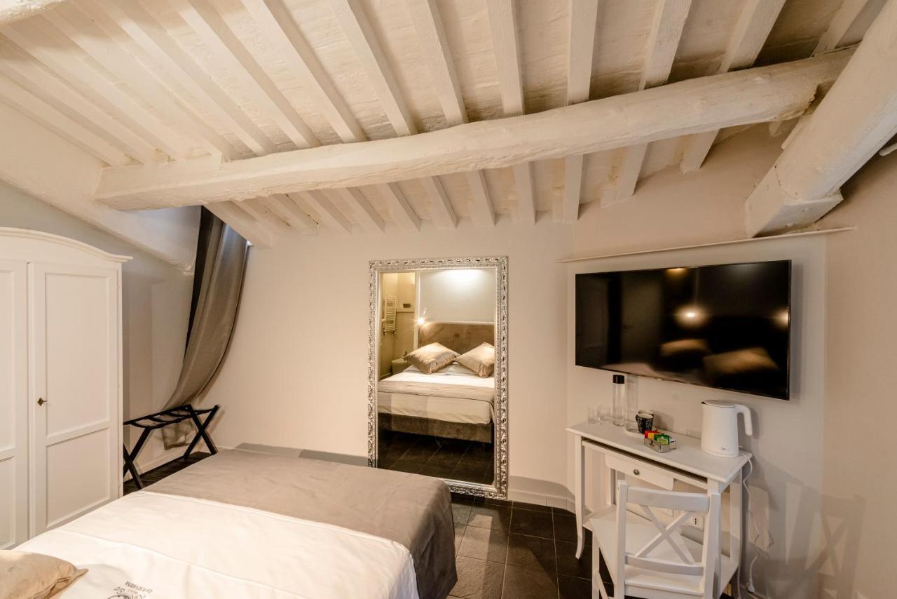 Relais La Fornarina * Rome