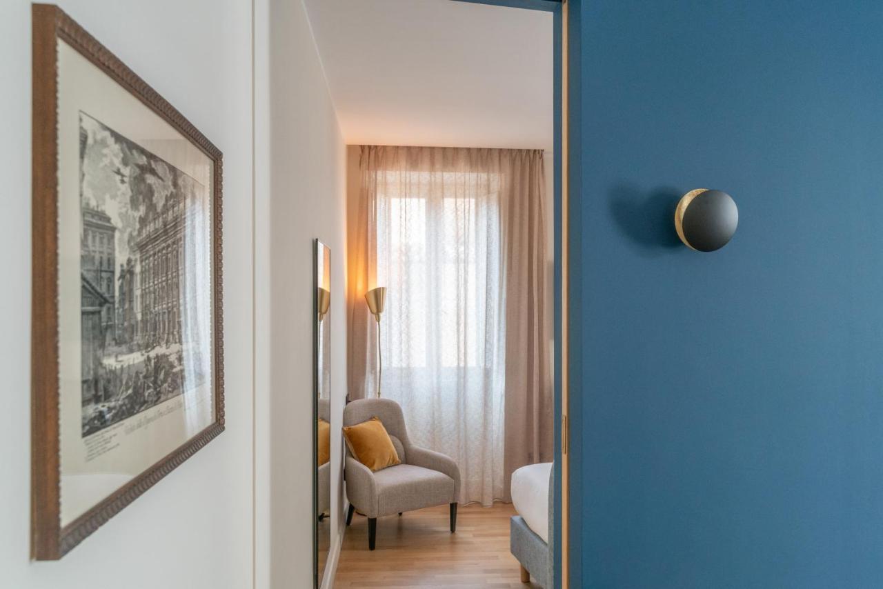 9hotel Cesari