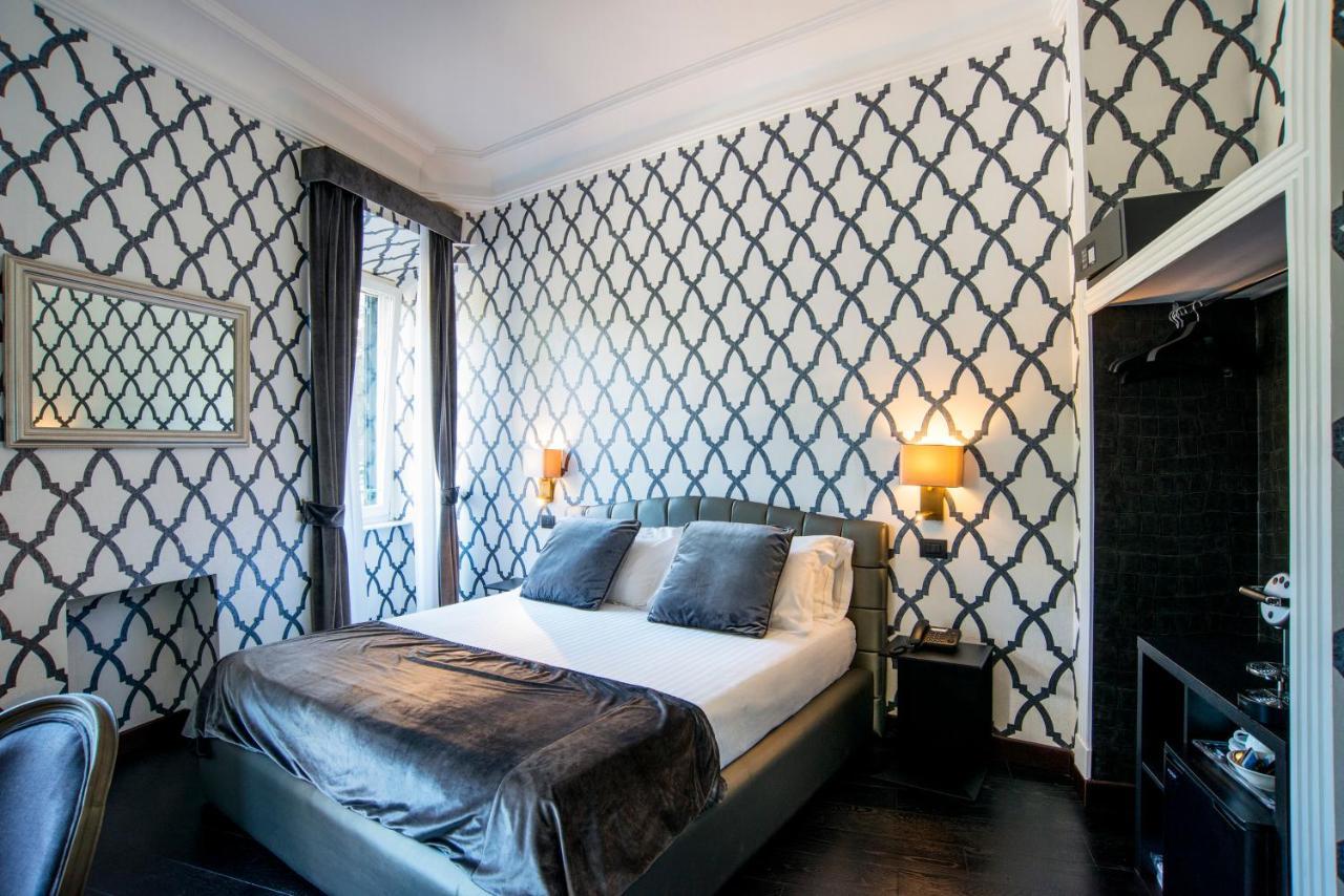 Via Veneto 3* Rome