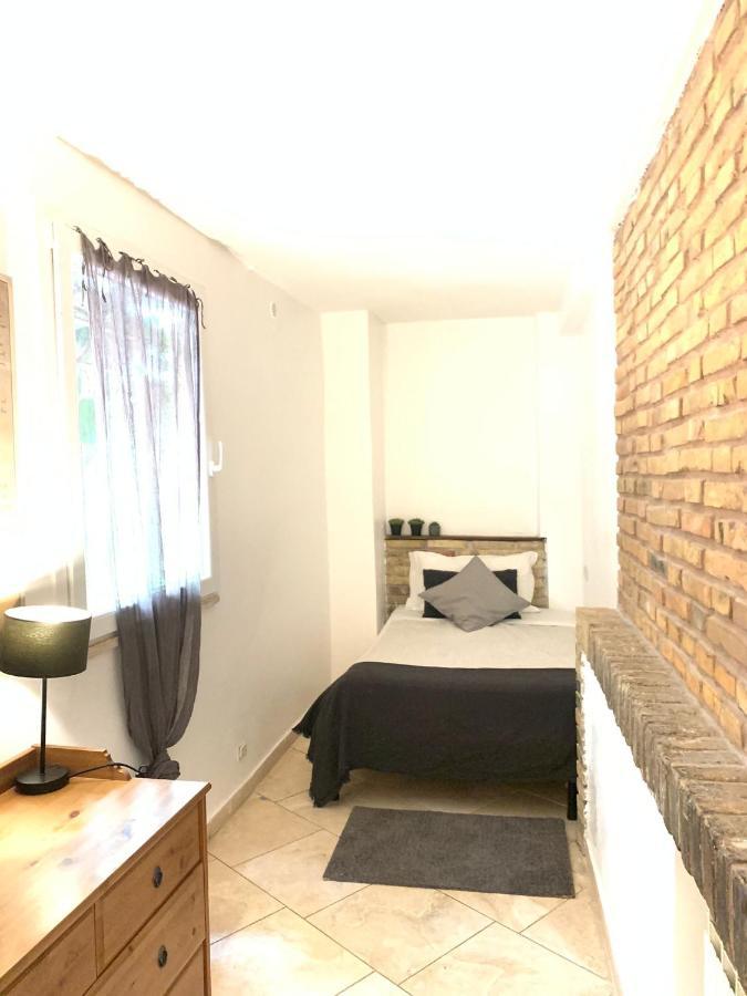 Pantheon, Campo De Fiori Mini Garden Apartment Rome