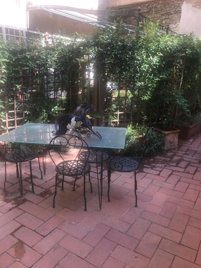 Pantheon, Campo De Fiori Mini Garden Apartment Rome