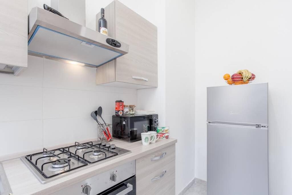 Apartment Large In Center, Termini Area Rome