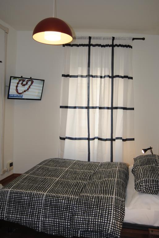 Papia 2* Rome