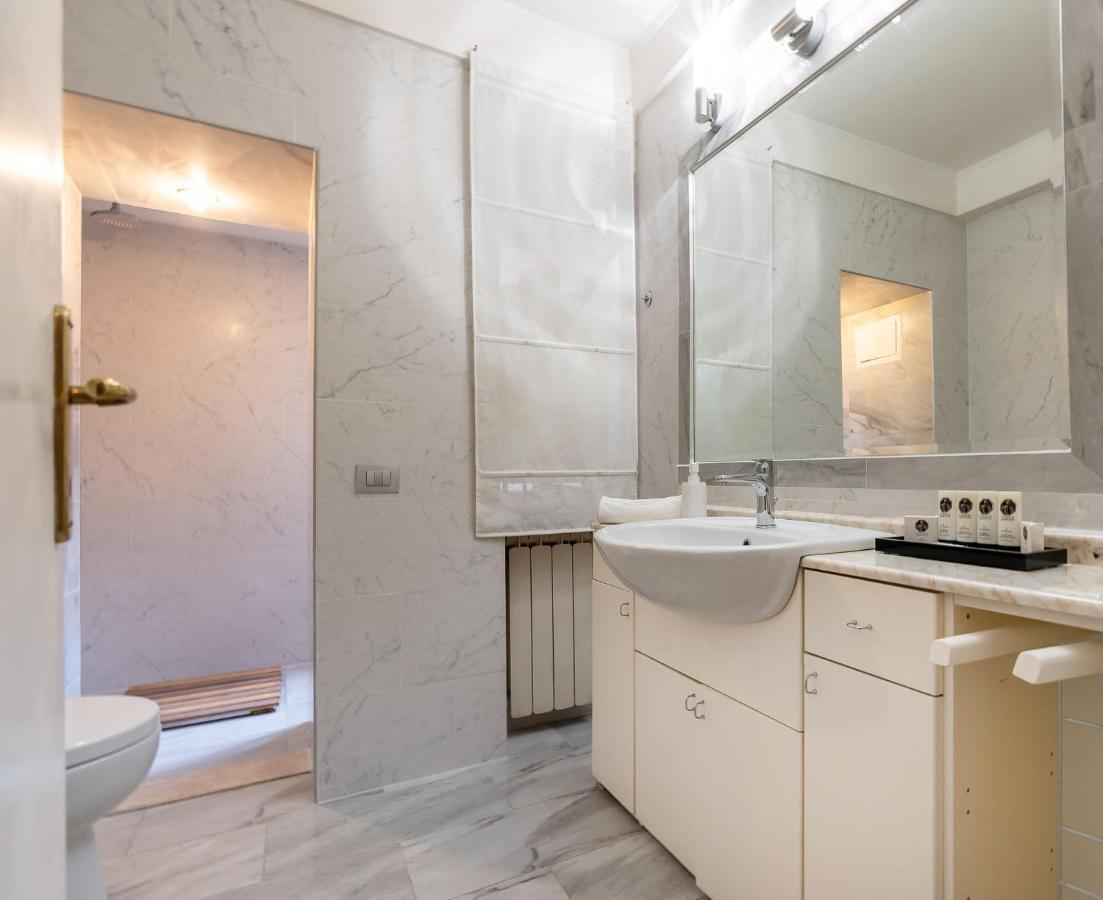 Apartment Plaza Collection *