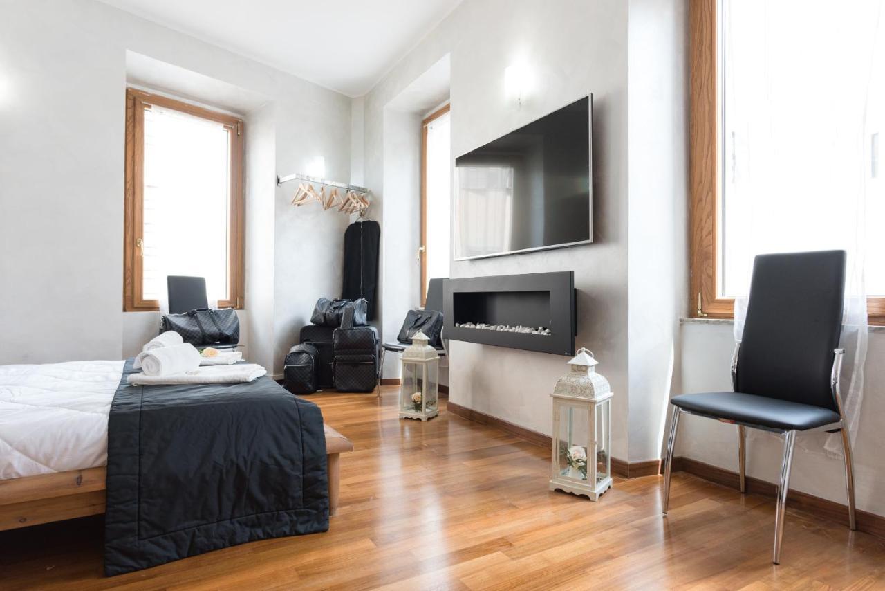 Apartment Plaza Collection