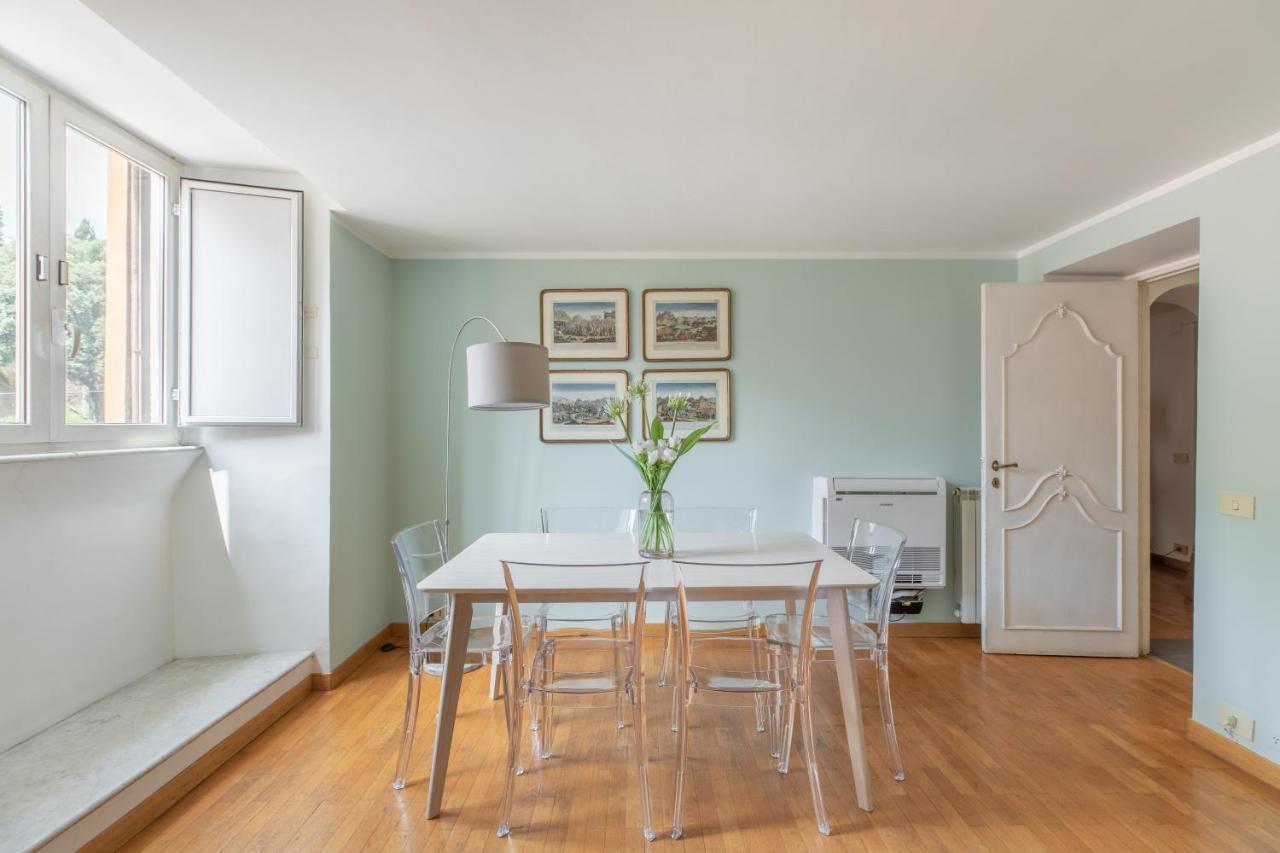 Iflat Colosseum Wide Apartment
