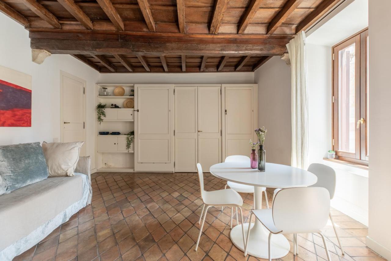 Iflat Navona Bright * Rome