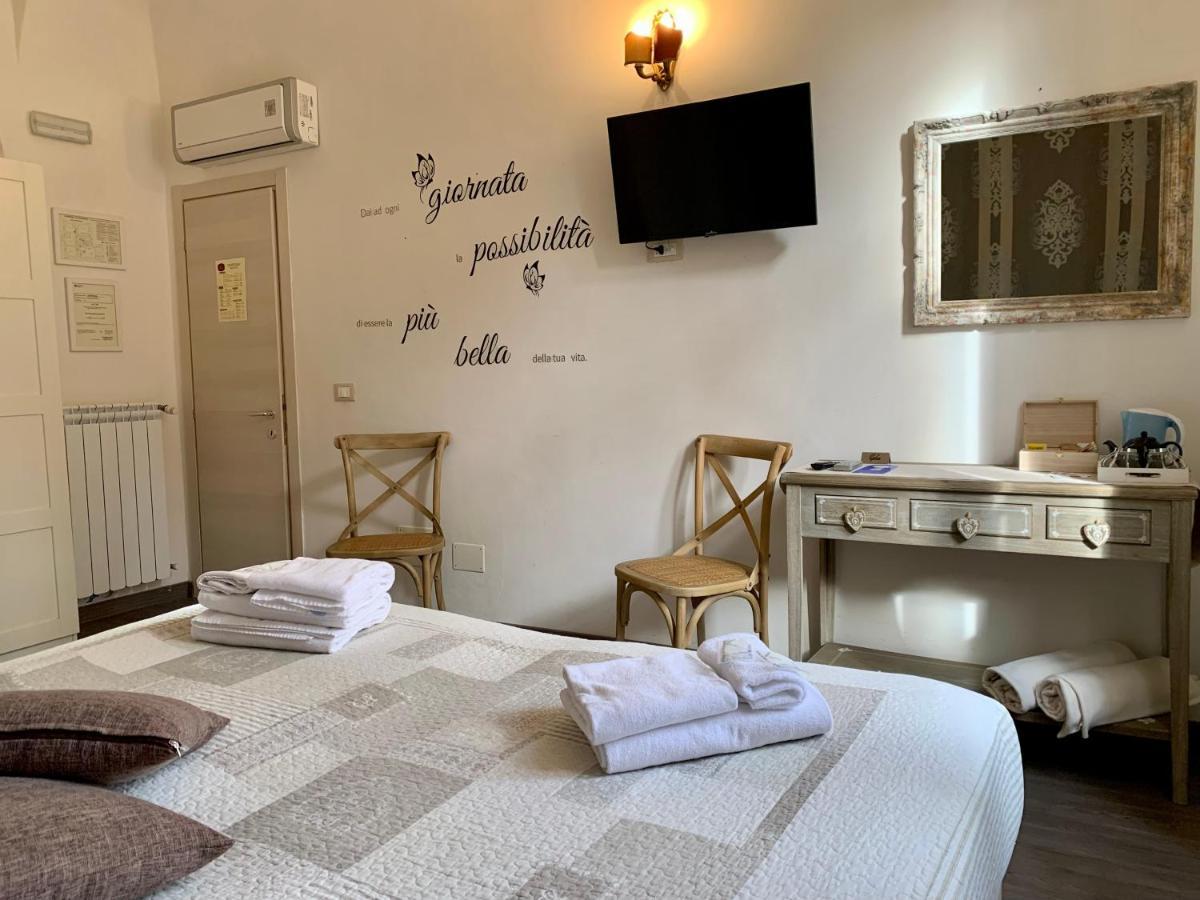 Casa Vicenza 3* Rome