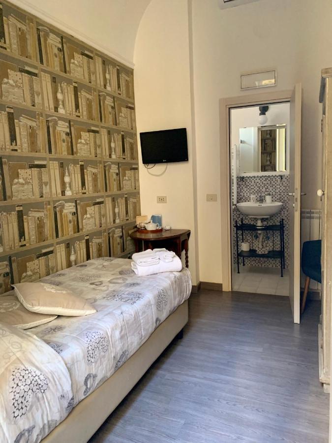 Casa Vicenza 3* Rome
