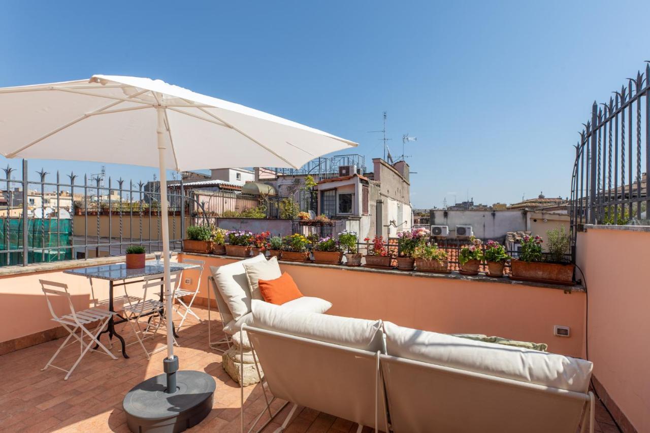 Iflat Lovely With View On Pope Window Apartment Rome