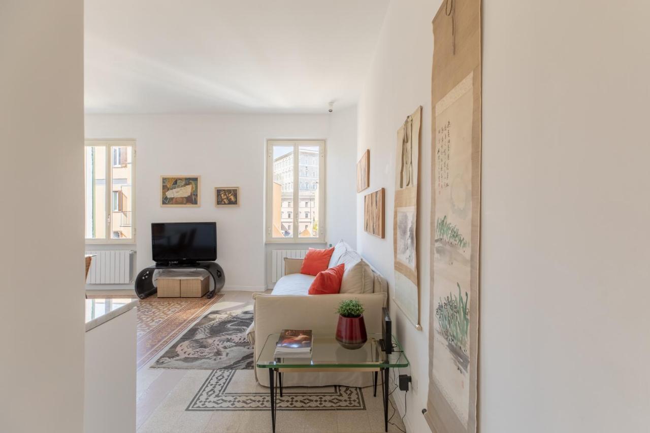 Apartment Iflat Lovely With View On Pope Window Rome