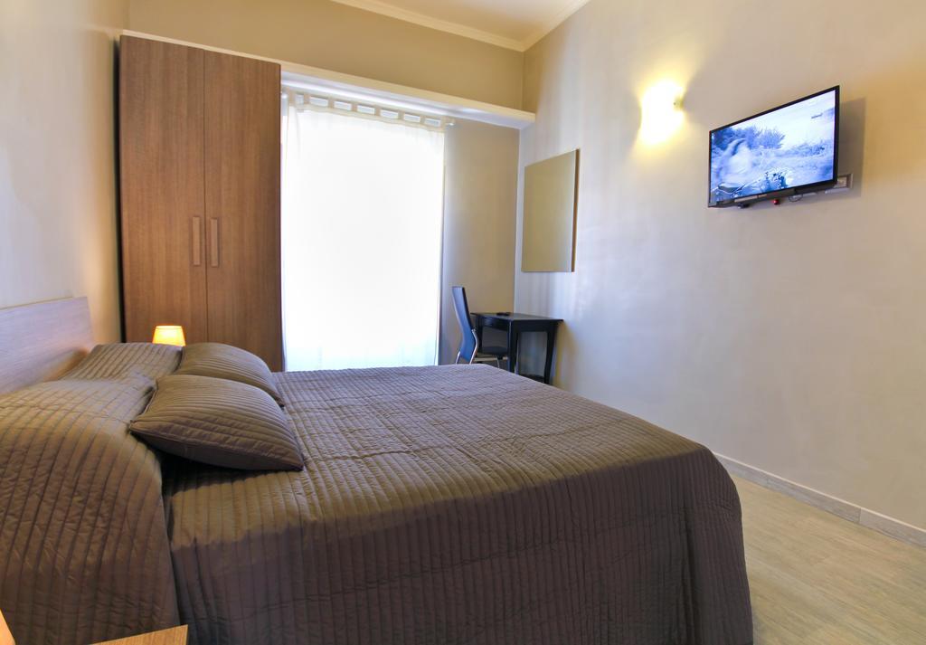 San Pietro's - 2* Rome
