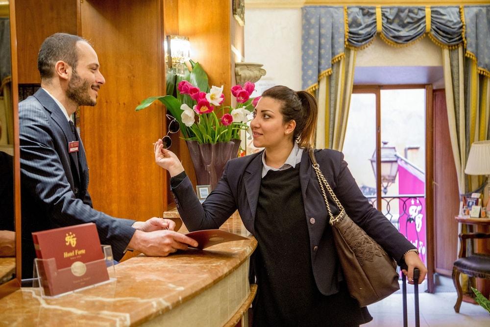 Hotel Forte Rome