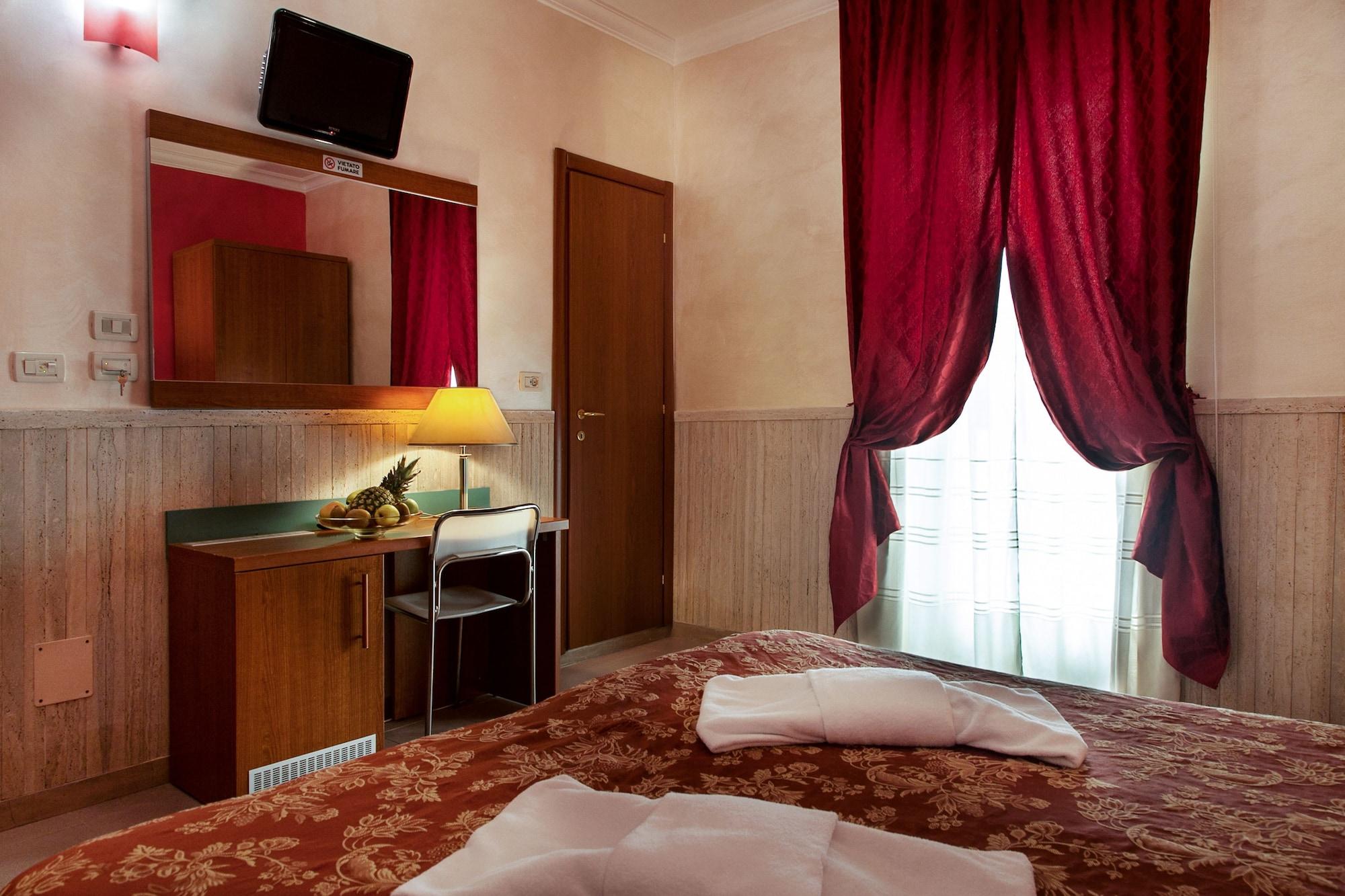 Hotel Pyramid Rome