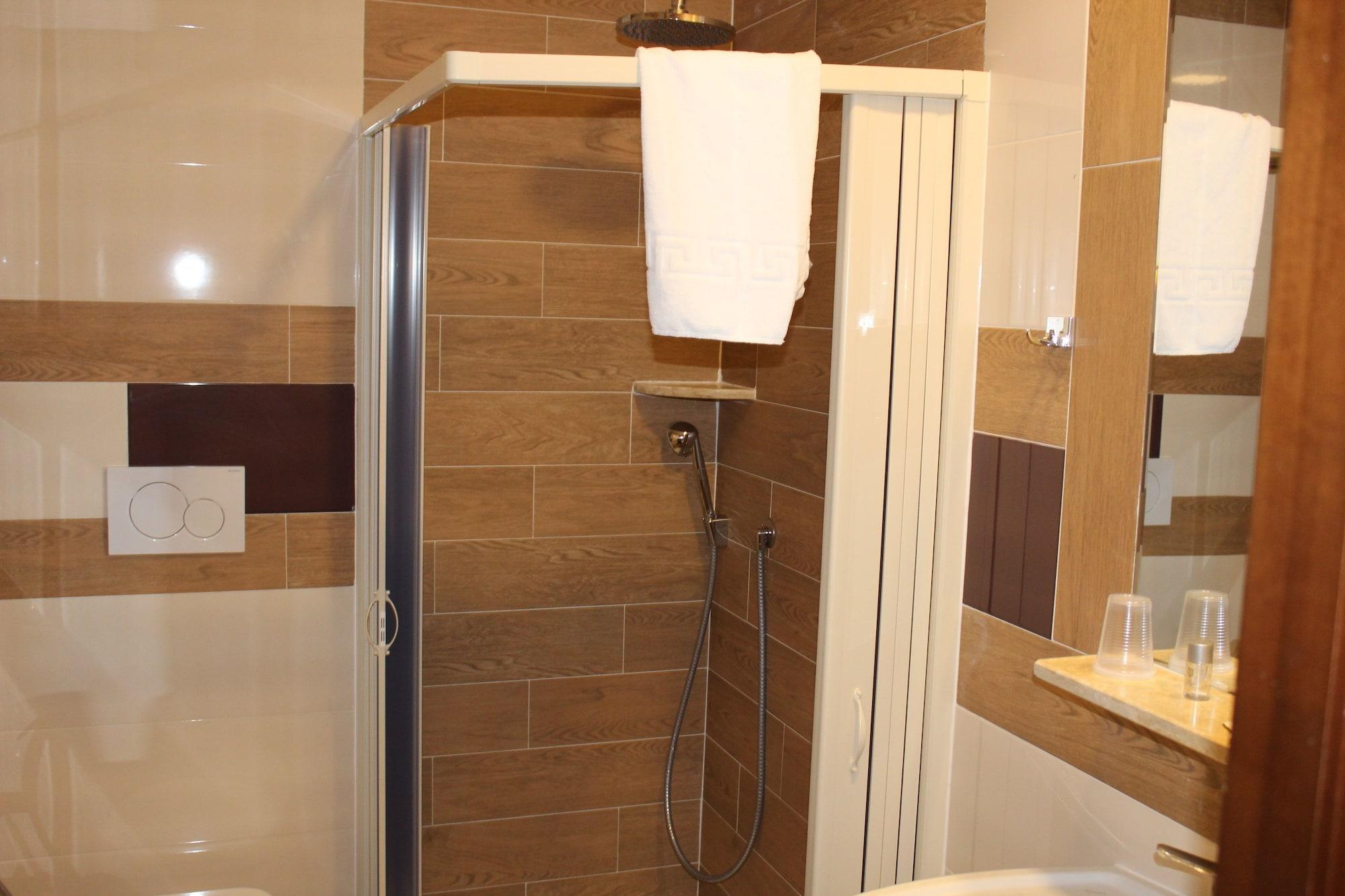 Hotel Pyramid Rome