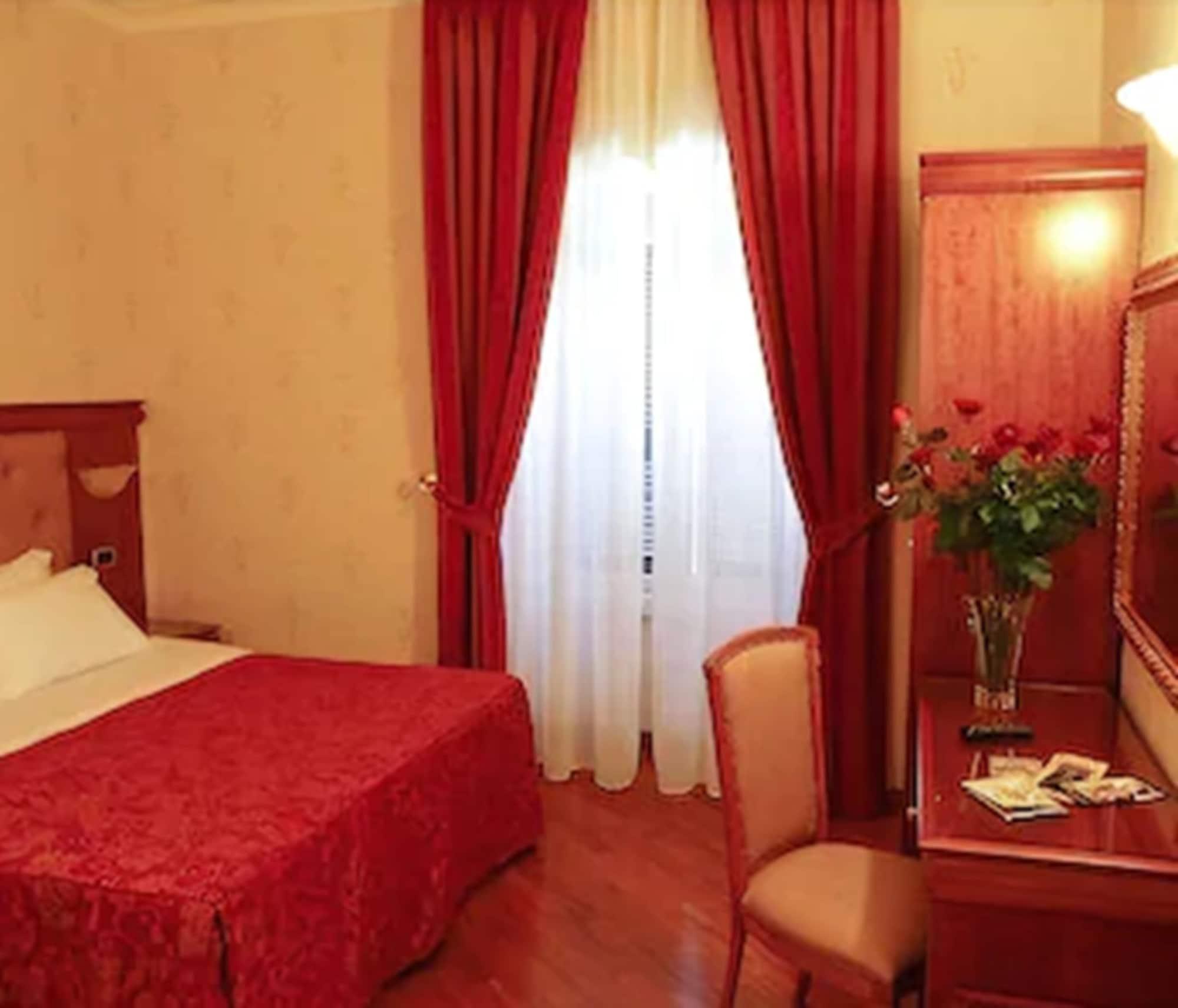 Serena Srl Hotel 3*