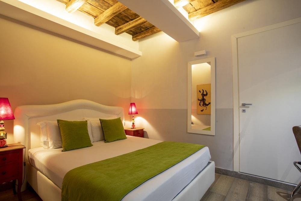 Guest house Town House Spagna 2*