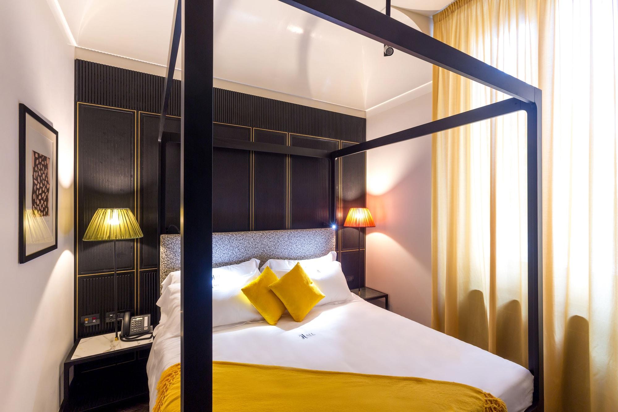 The H'all Tailor Hotel