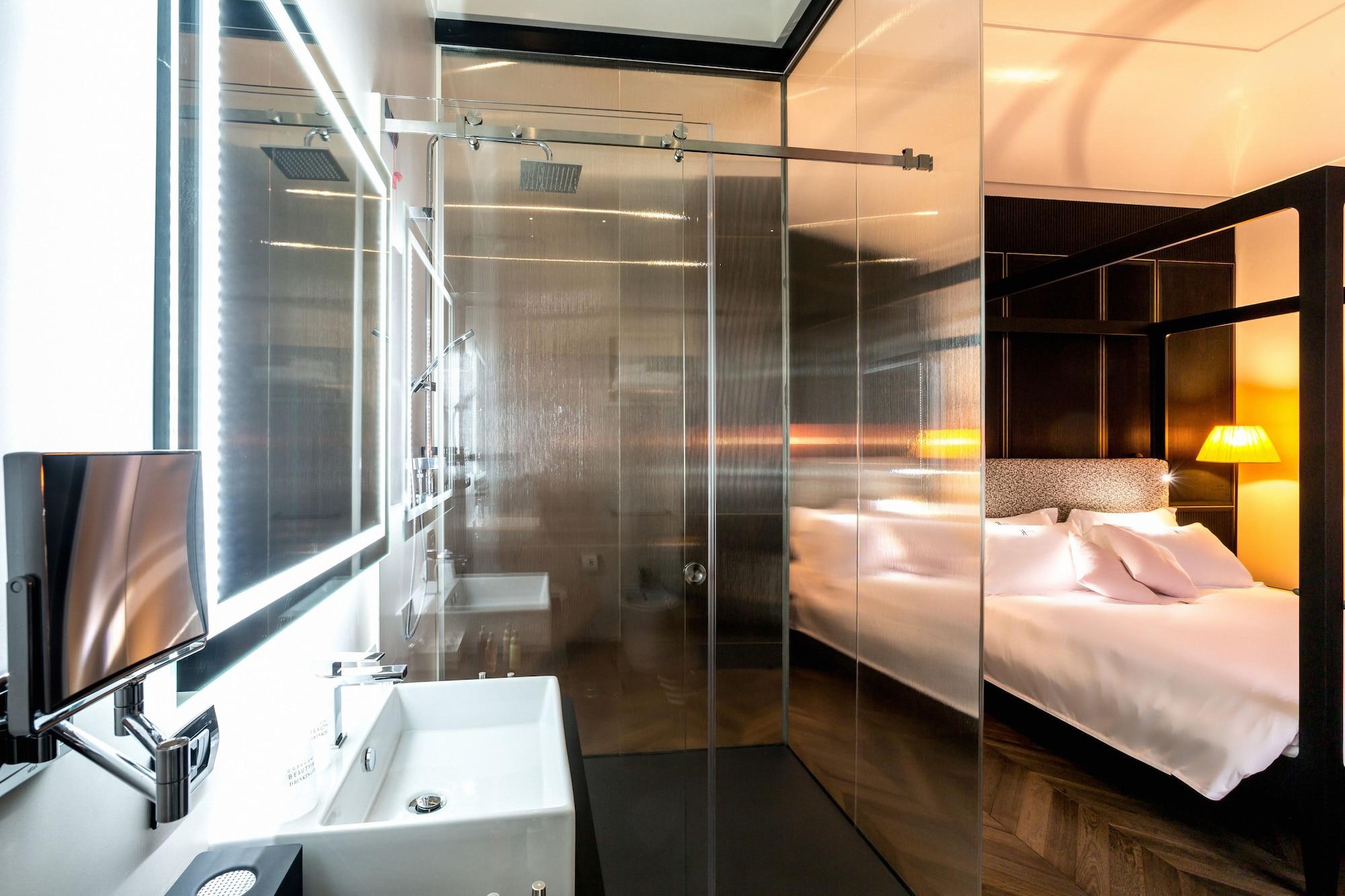 The H'all Tailor Hotel Rome