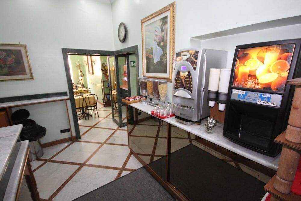 Marisa Hotel 3*
