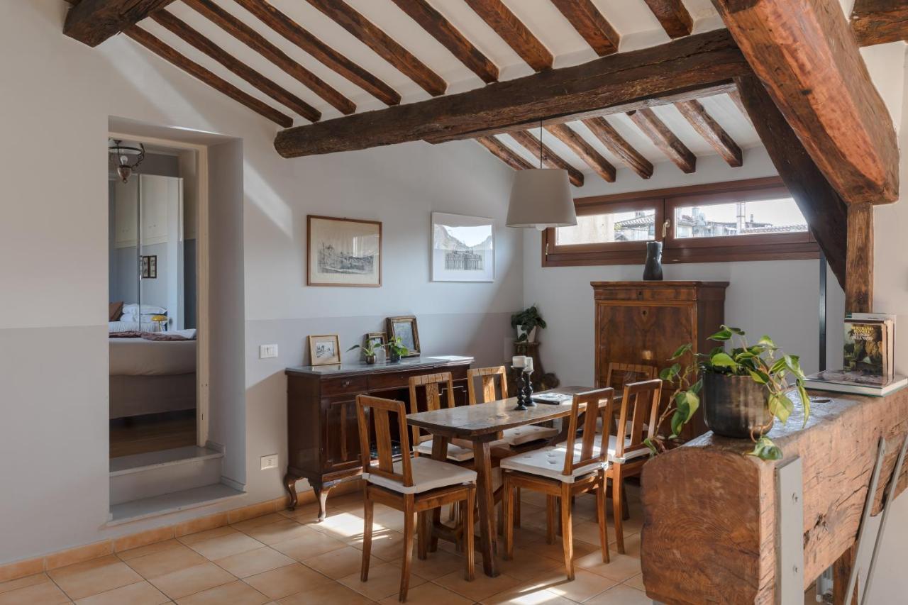 Apartment Amazing Penthouse With Terrace And Rooftop In Trastevere Rome