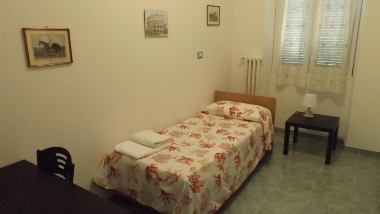 Foresteria Esercito Della Salvezza Hostel *