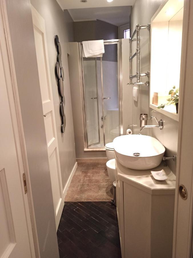 Apartment Dieci Mt Da Piazza Di Spagna Rome