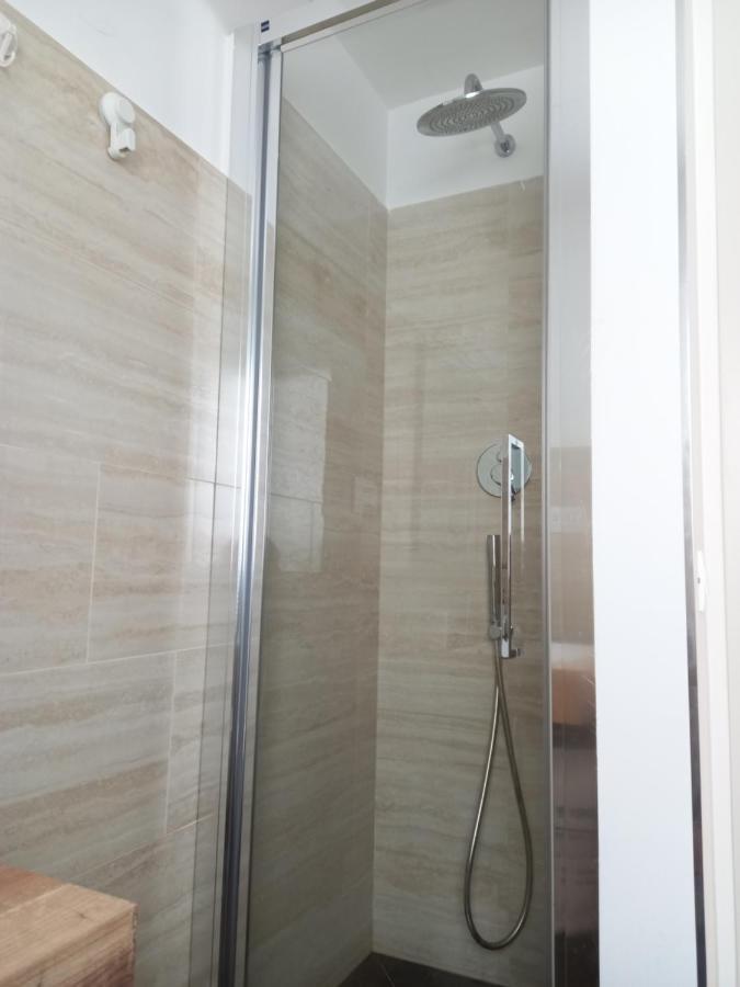 Living Interno 2 *