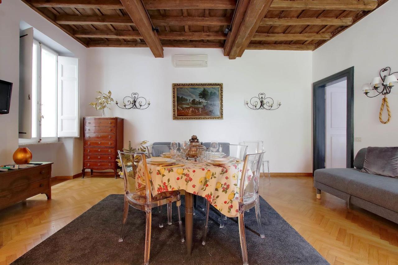 Elegant And Calm In Campo Dei Fiori Apartment Rome