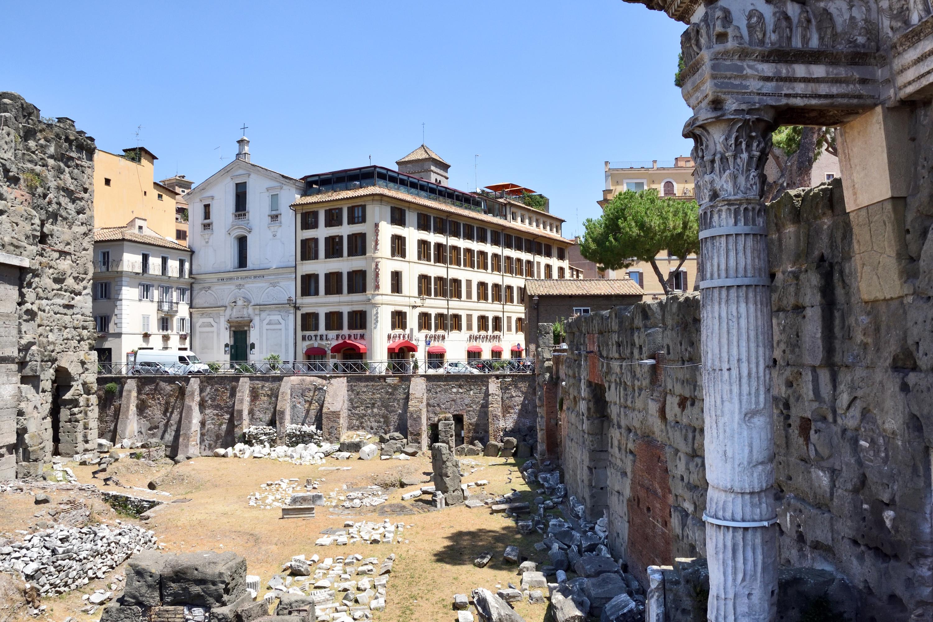 Forum Hotel