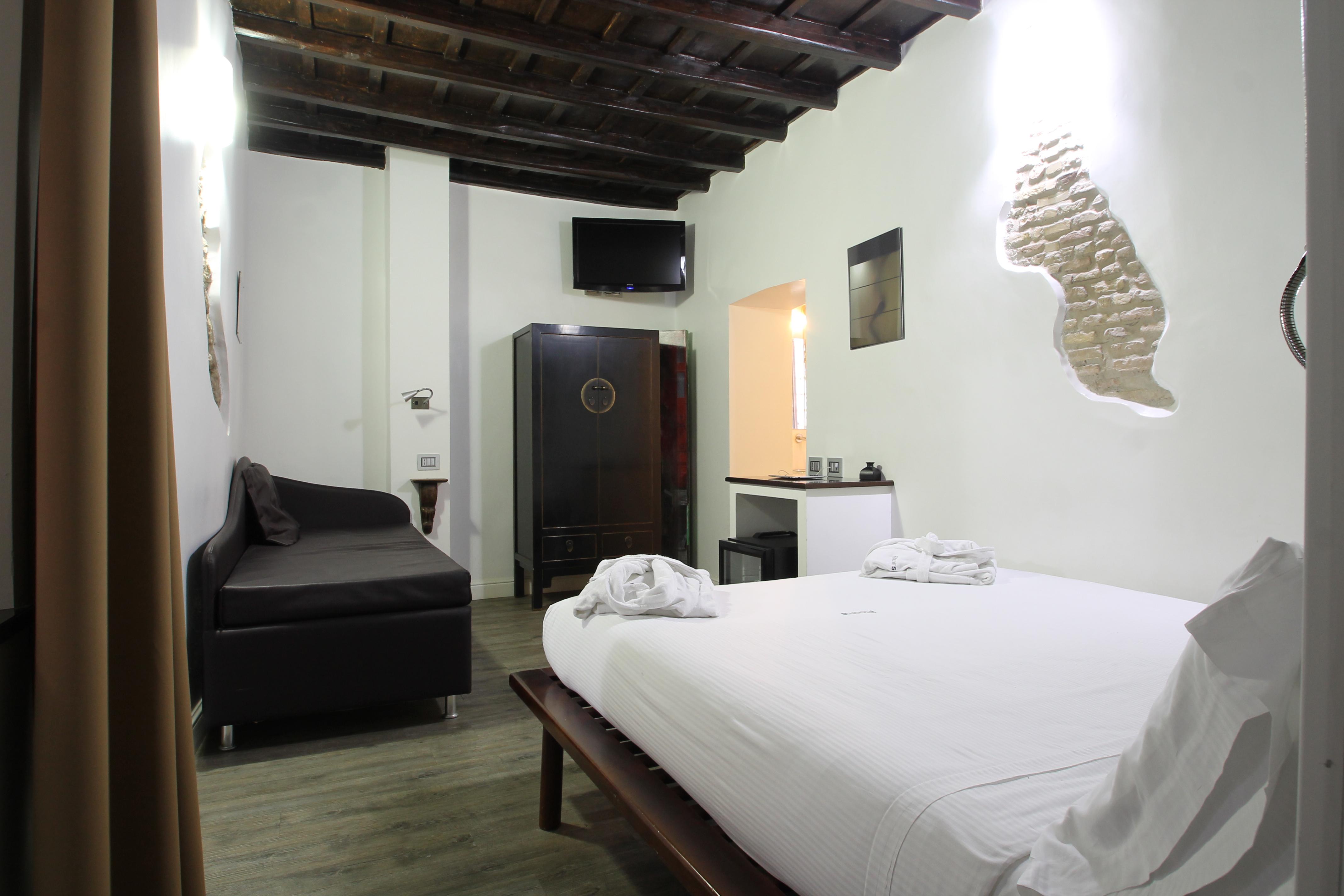 Guest house Irooms - Spanish Steps 4*