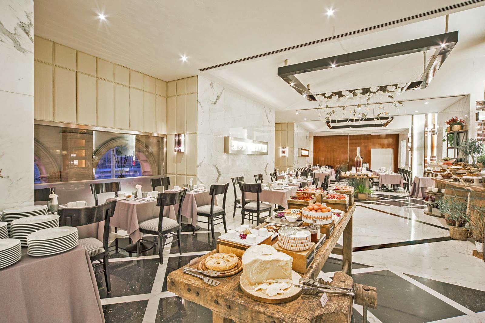 Hotel Anantara Palazzo Naiadi - A Leading Of The World 5*