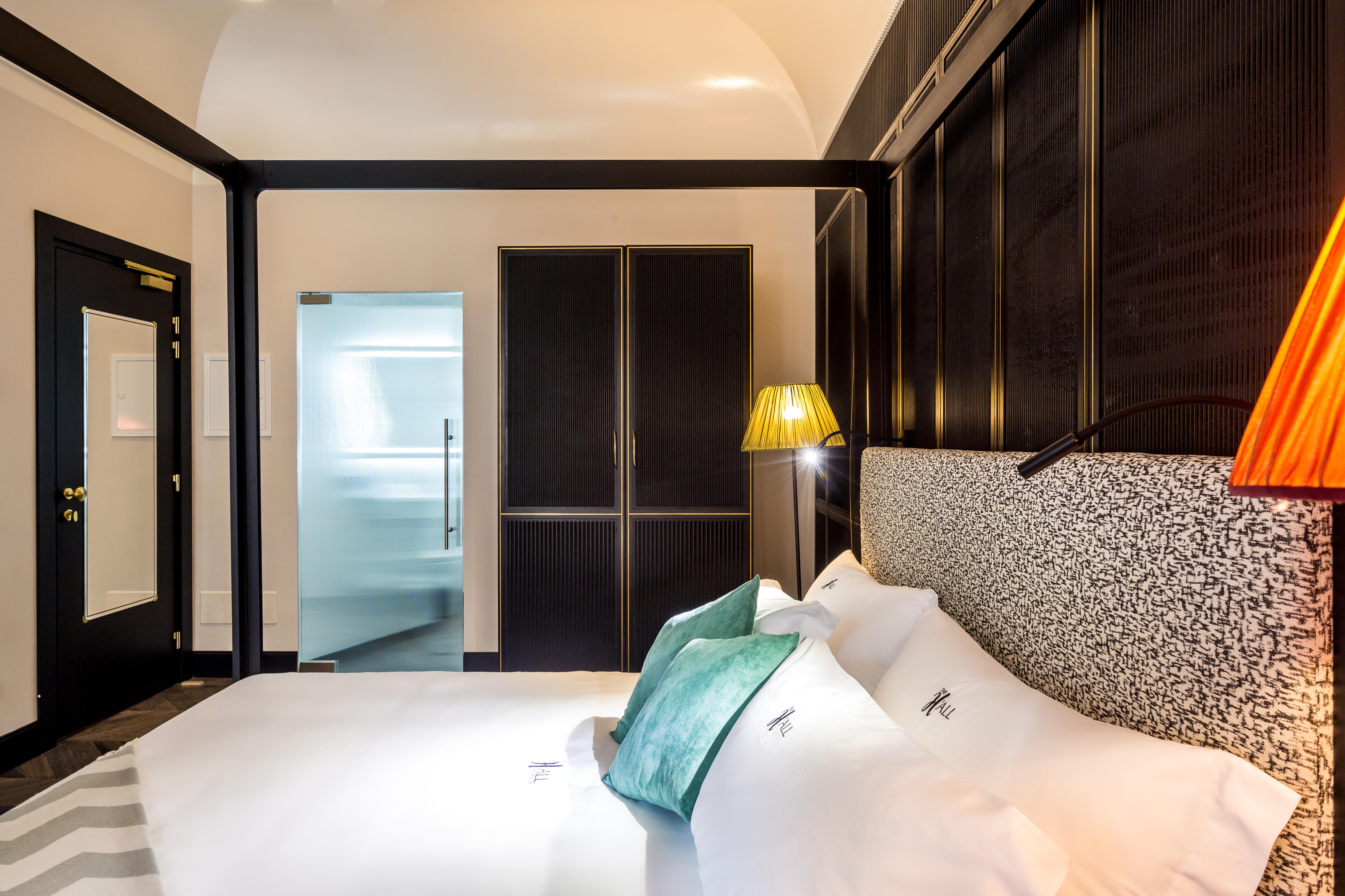 The H'all Tailor Hotel 5*