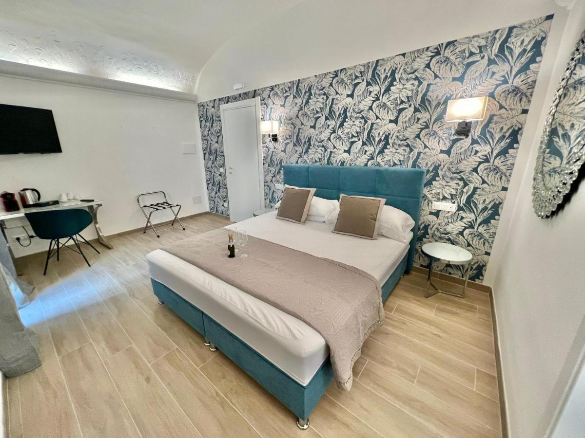 Hotel Relais Vaticano - Metro Station Ottaviano Rome