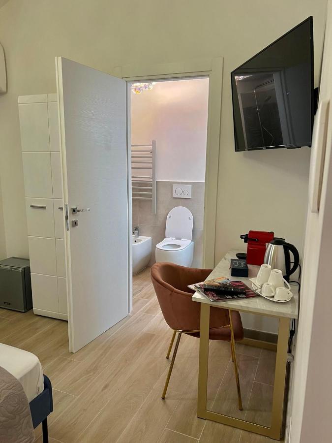 Relais Vaticano - Metro Station Ottaviano Hotel Rome