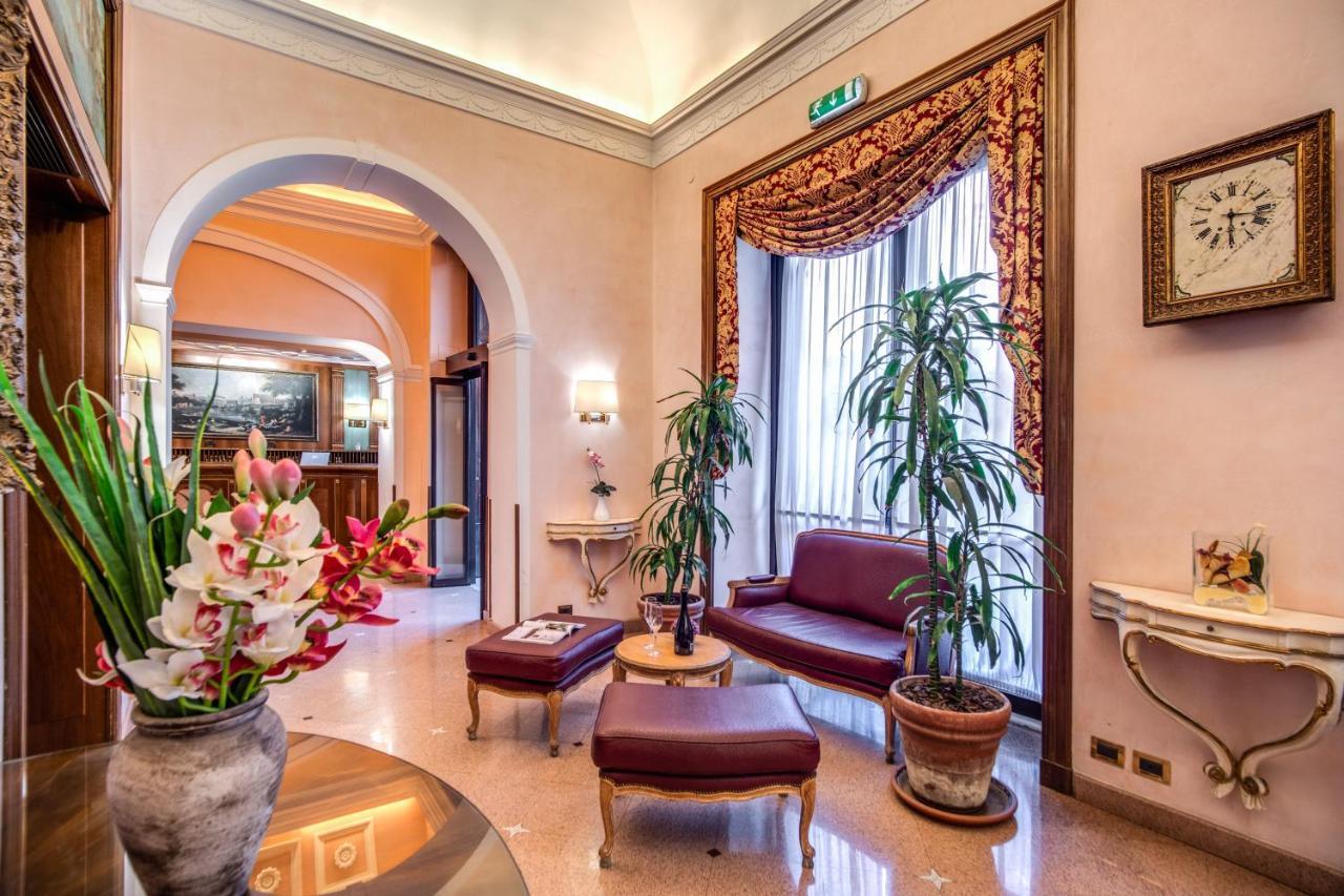 Della Torre Argentina Hotel Rome