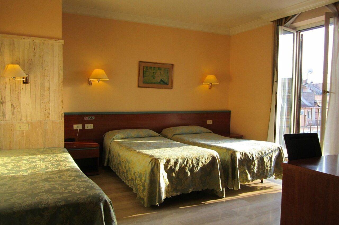 Hotel Center 1