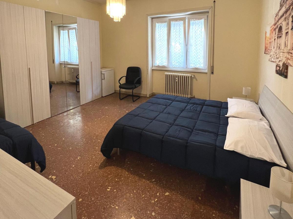 Palazzo Senesi * Rome