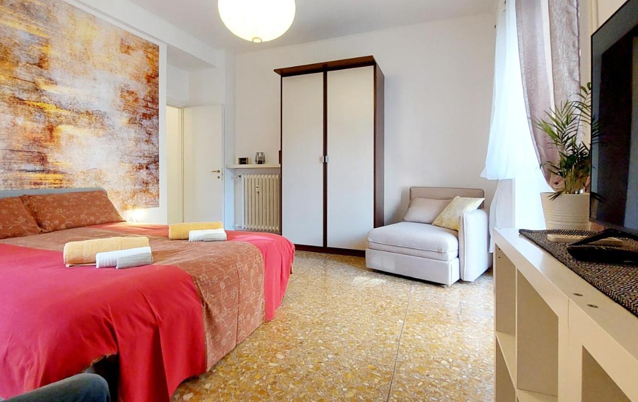 Casa Valentina - Beauty With Two Bedrooms Near Vatican Apartment *