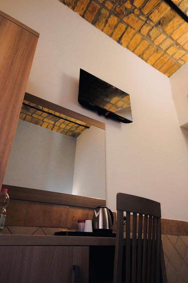 Square Guest house *
