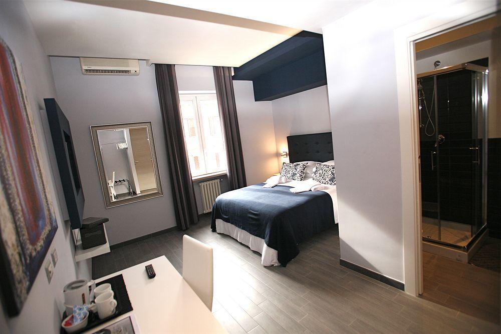 77 Bed & Breakfast 2*