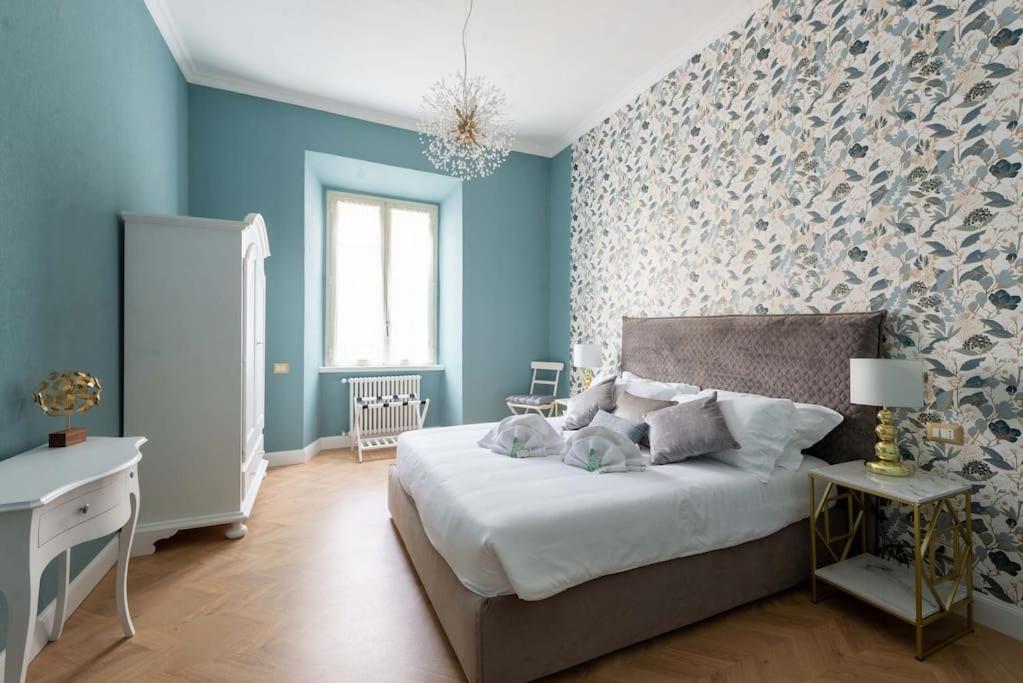 Colosseum 10steps Away, Marco Aurelio Luxury House Appartamento *